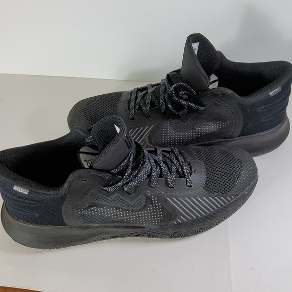 Nike Black Athletic Shoes with Minimalist Design Size 13 main image 10